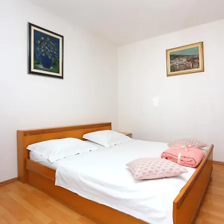 Guest house Double 17766a Split