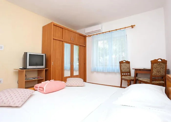 Gostinjska kuća Double 17766a 2*